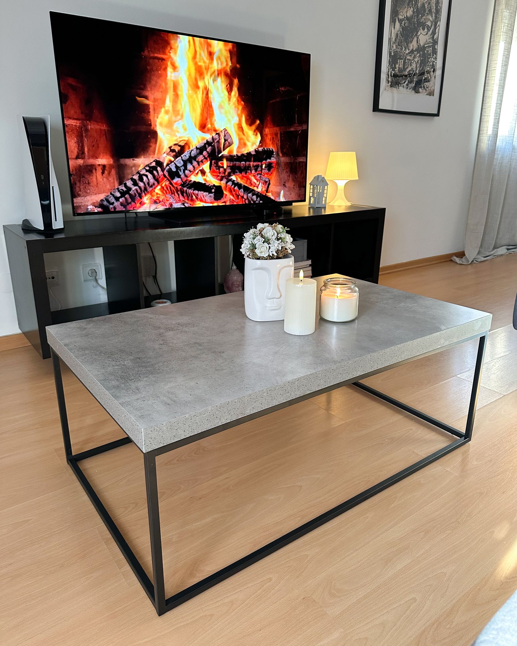 Table basse en Bois effet béton Gris et Métal Noir L100cmxl60cmxH40cm DJIBA