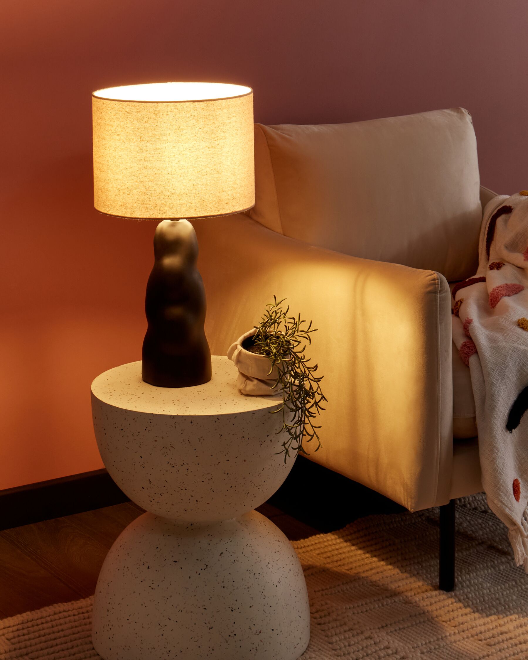Lampe à poser en Céramique Noir H51cm VODOU