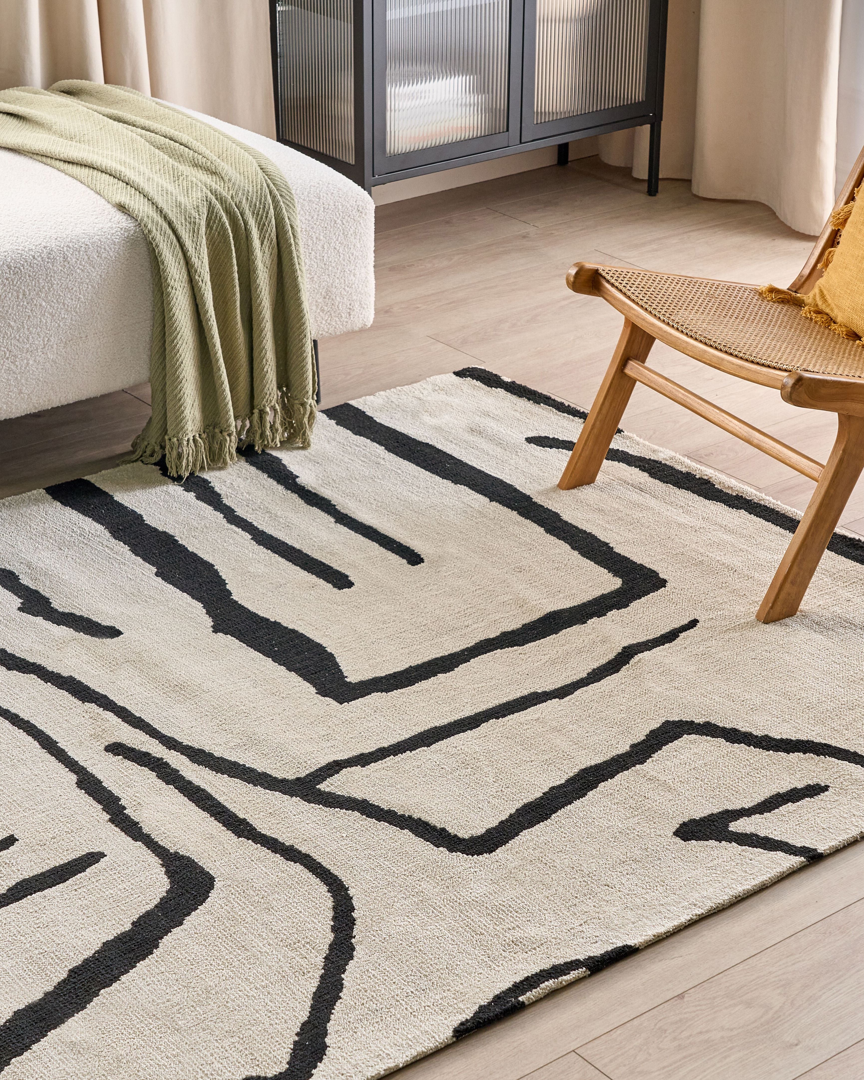Tapis en coton et Polyester Beige et Noir l160cmxL230cm GAROSA
