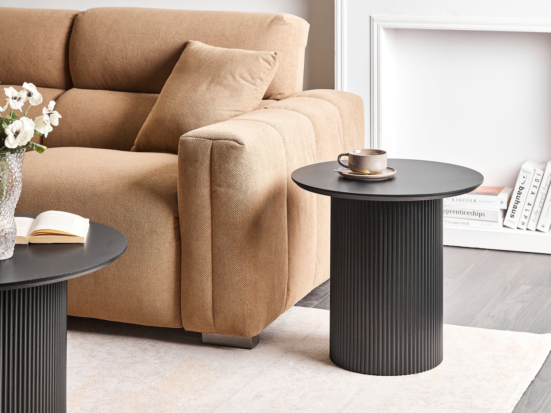 Table d'appoint en céramique Noir D50cmx48cm SRILA