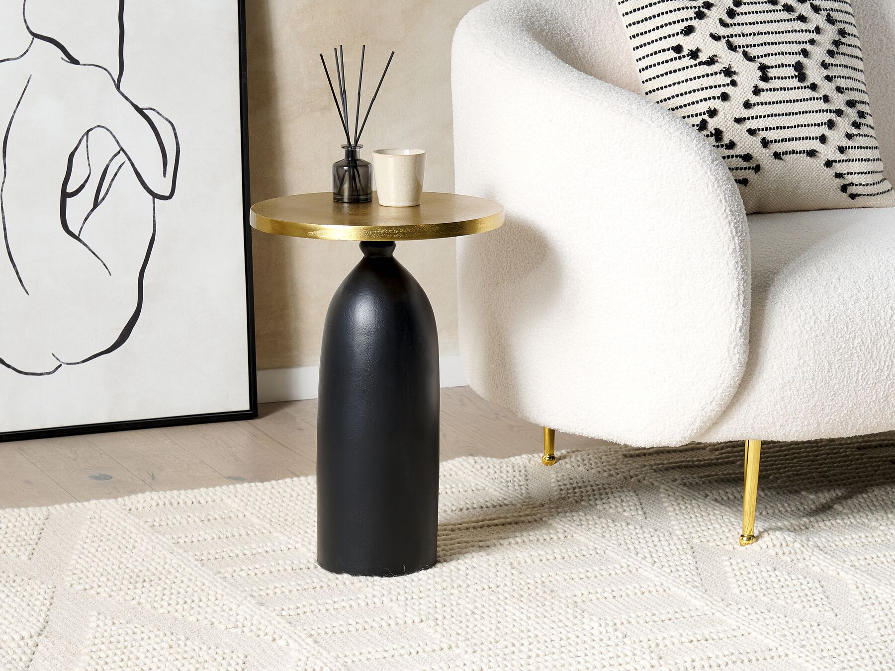 Table d'appoint noir et doré D36cmxH52cm GRAHO