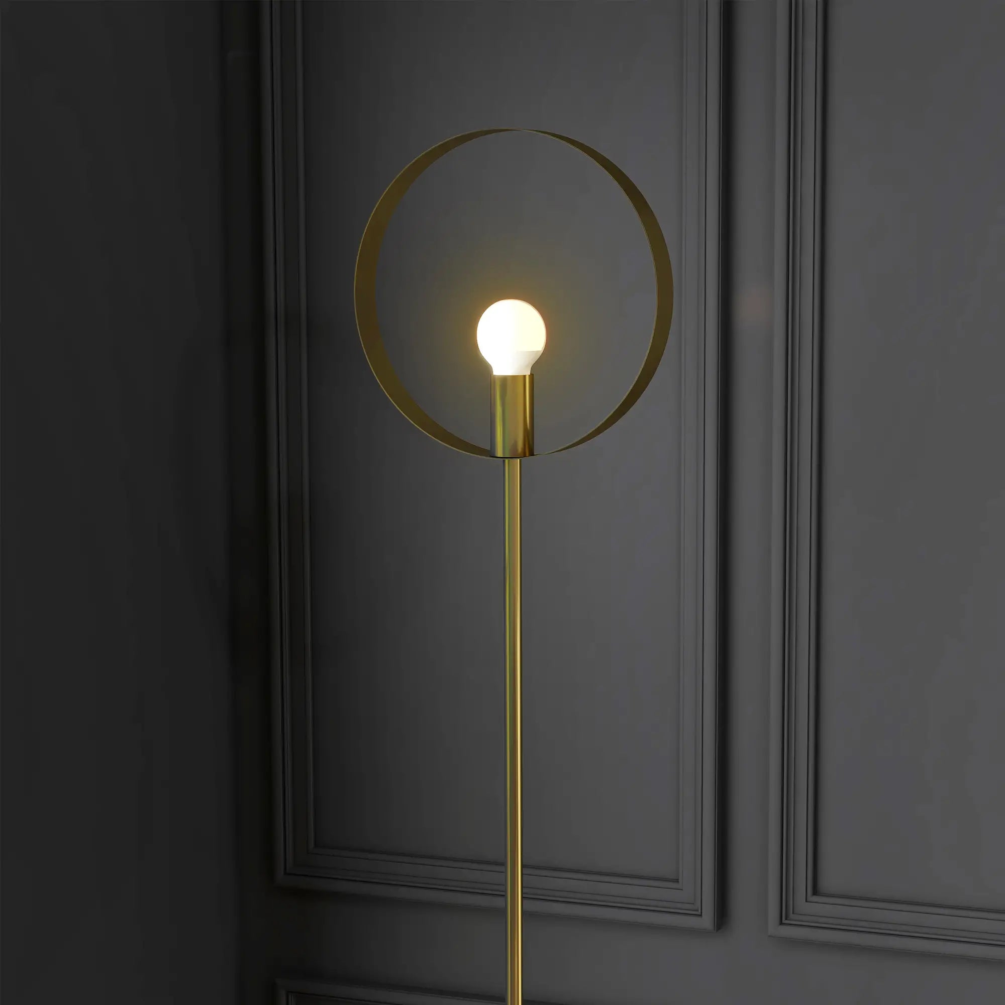 Lampadaire anneau en métal Doré l25cmxH170cm LYDI
